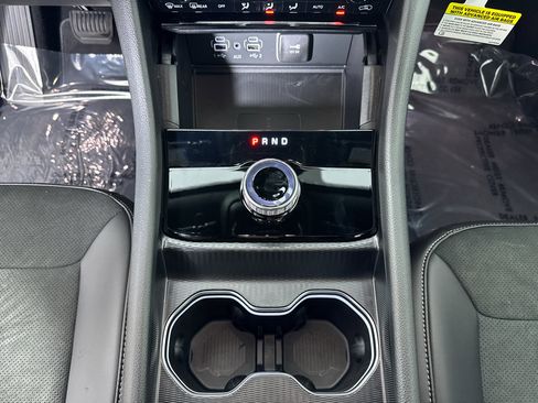 New 2025 Jeep Grand Cherokee Altitude image 20