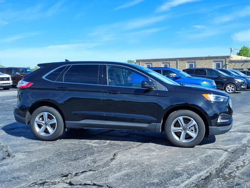 Used 2024 Ford Edge SEL w/ Convenience Package AWD/4WD image 2