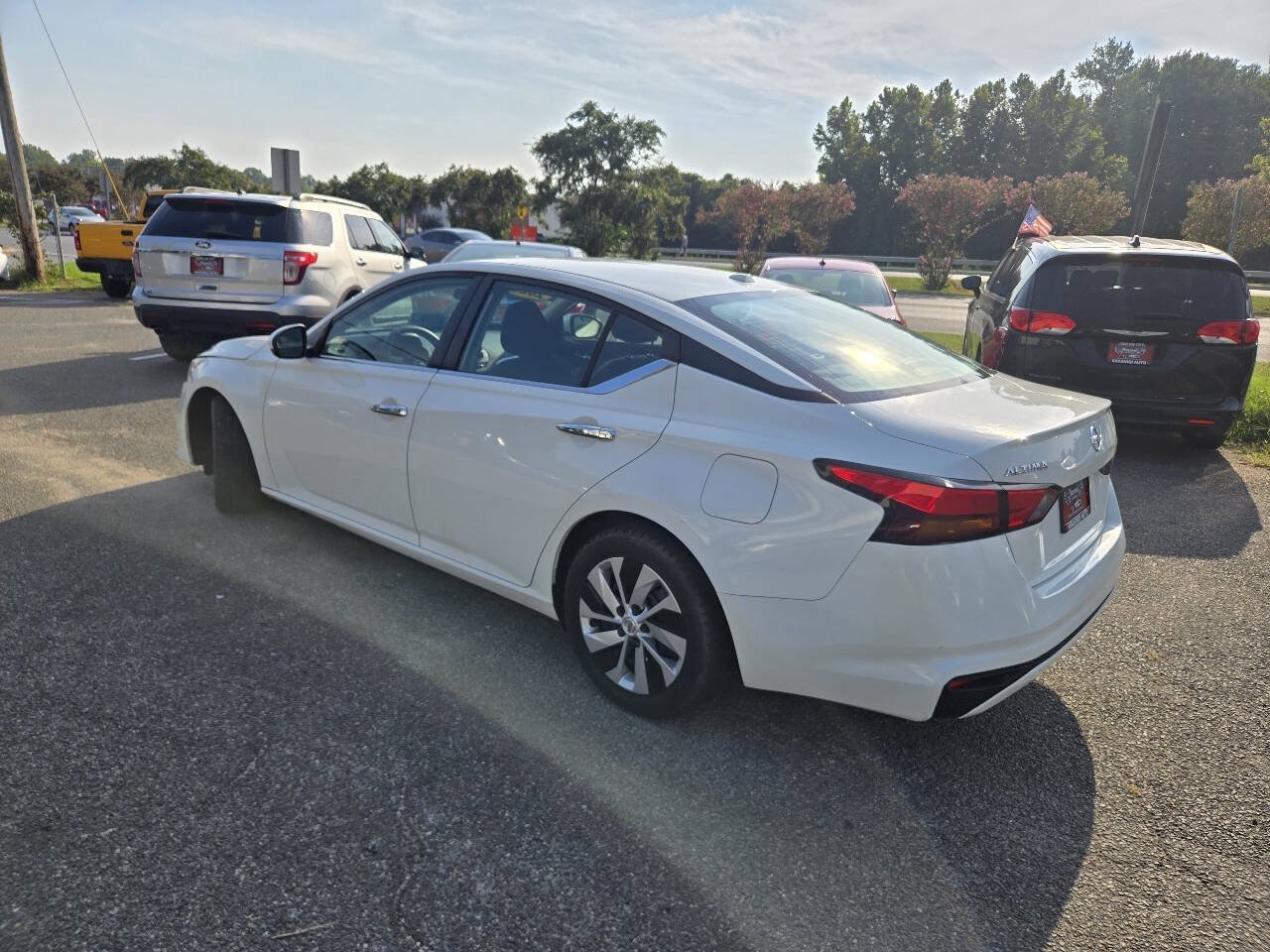 Used 2020 Nissan Altima 2.5 S FWD image 7