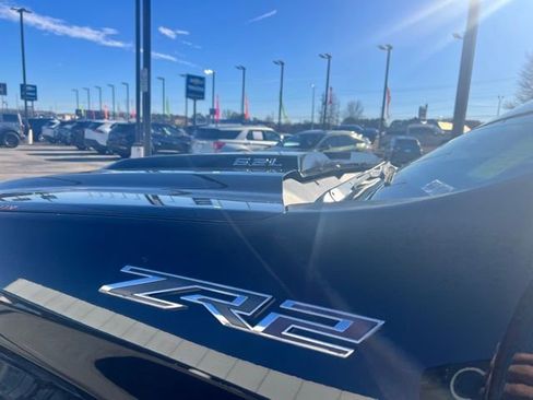 Used 2023 Chevrolet Silverado 1500 ZR2 w/ Technology Package image 12