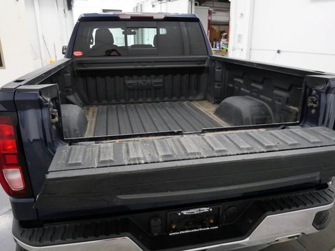 Used 2021 GMC Sierra 1500 SLE w/ X31 Off-Road Package AWD/4WD image 37