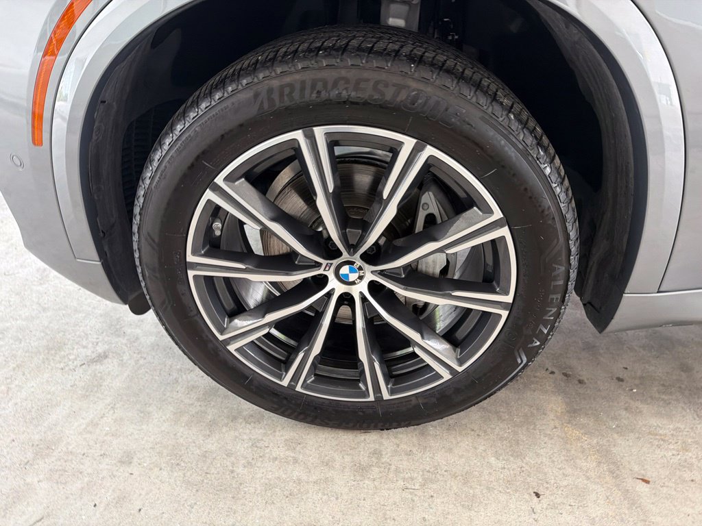 Used 2026 BMW X5 sDrive40i w/ M Sport Package RWD image 16