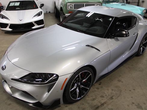 Used 2020 Toyota Supra Premium image 21