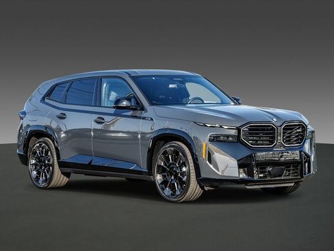 Used 2023 BMW XM Base w/ M Driver's Package image 5