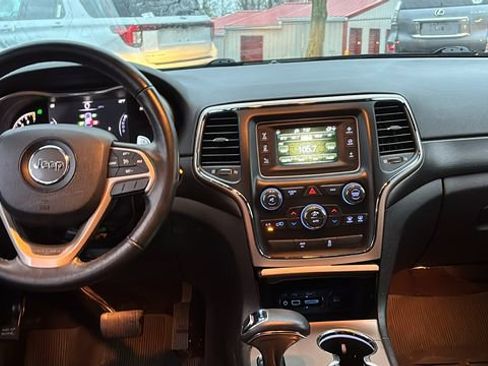 Used 2015 Jeep Grand Cherokee Laredo image 7