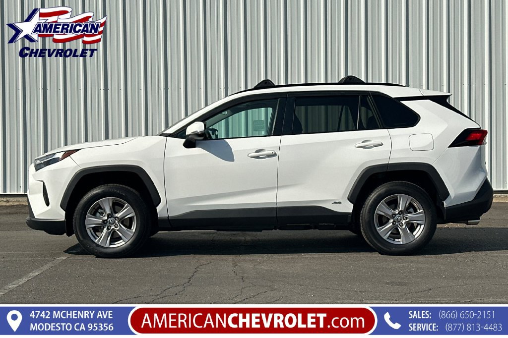 Used 2022 Toyota RAV4 XLE w/ Convenience Package AWD/4WD image 7