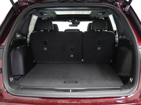 New 2026 Jeep Grand Cherokee Limited w/ Limited Altitude Package image 7