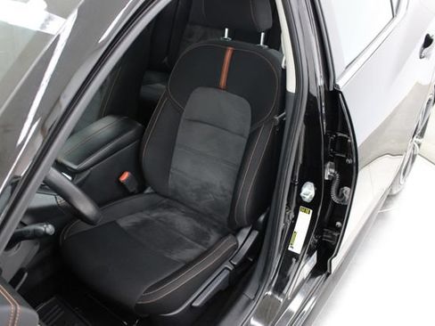 Used 2023 Nissan Sentra SR FWD image 27