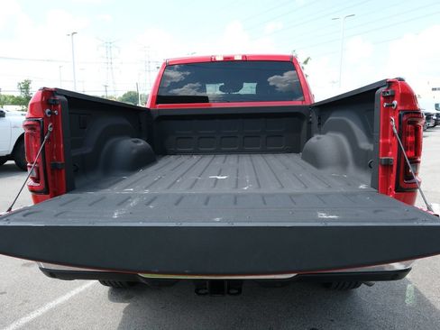 Used 2026 RAM 2500 Big Horn AWD/4WD image 33