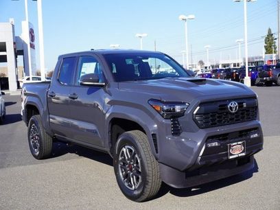 Used 2025 Toyota Tacoma TRD Sport w/ TRD Sport Upgrade Package