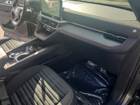 New 2026 Ford Explorer ST-Line w/ ST-Line Street Pack image 26