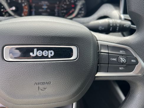 Used 2023 Jeep Compass Sport AWD/4WD image 29
