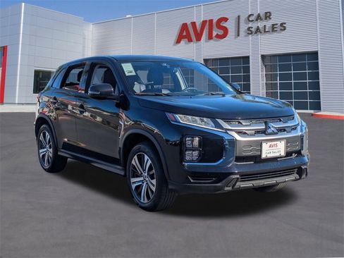 Used 2025 Mitsubishi Outlander Sport SE image 3