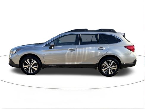 Used 2019 Subaru Outback 2.5i Limited w/ Popular Package #2 image 6