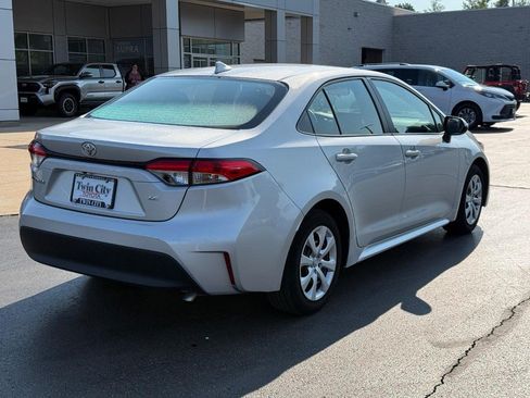 Certified 2025 Toyota Corolla LE FWD image 3
