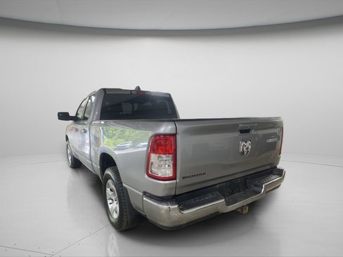 Used 2022 RAM 1500 Big Horn AWD/4WD image 3