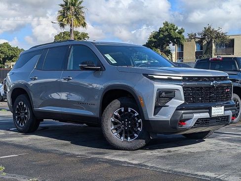 New 2026 Chevrolet Traverse Z71 AWD/4WD image 2
