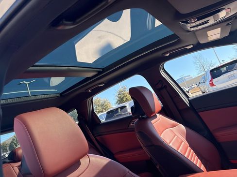 Used 2023 Kia Sportage SX image 13