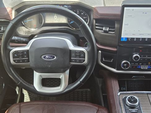 Used 2022 Ford Expedition Max Limited RWD image 10