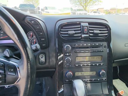 Used 2013 Chevrolet Corvette Convertible image 37