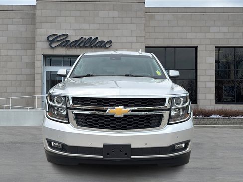 Used 2019 Chevrolet Suburban LT AWD/4WD image 7