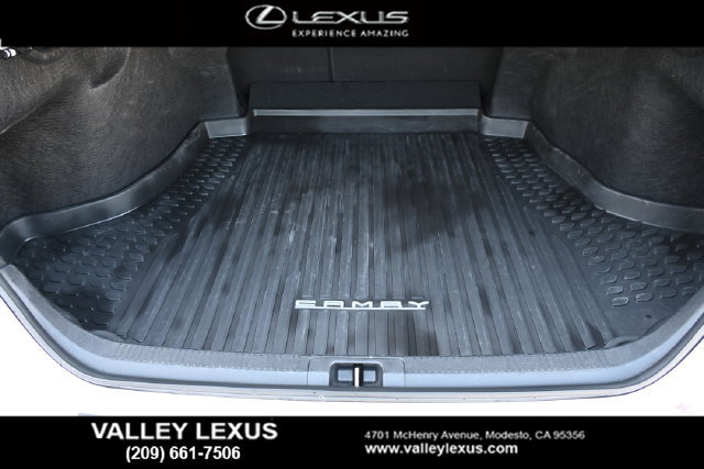 Used 2025 Toyota Camry SE FWD image 20