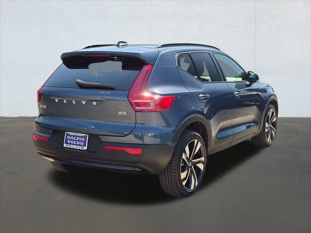 Used 2026 Volvo XC40 B5 Plus AWD/4WD image 5