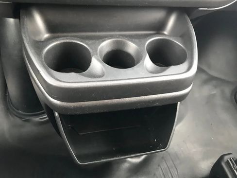 Used 2020 Chevrolet Express 2500 LS image 19