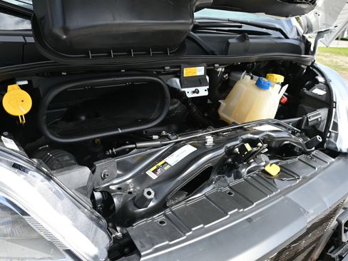 Used 2023 RAM ProMaster 2500 w/ Convenience Group image 14