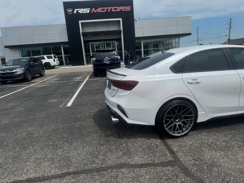 Used 2022 Kia Forte GT FWD image 14