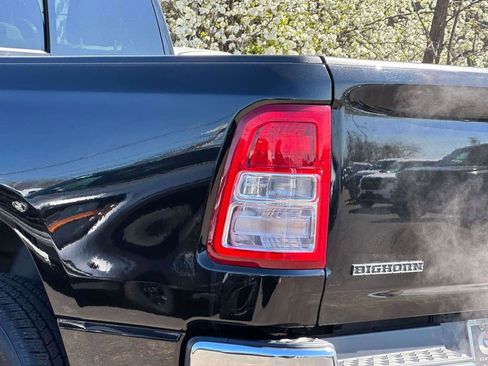 Used 2022 RAM 1500 Big Horn AWD/4WD image 9