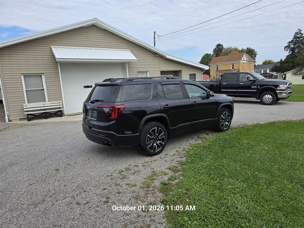 Used 2021 GMC Acadia SLE w/ Elevation Edition AWD/4WD image 4