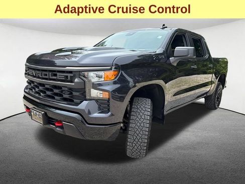 Used 2024 Chevrolet Silverado 1500 Custom Trail Boss w/ LPO, Dark Essentials Package AWD/4WD image 5