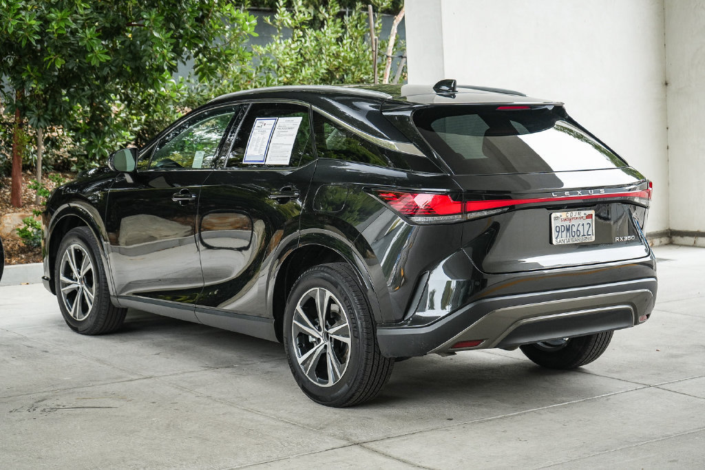 Used 2024 Lexus RX 350 FWD w/ Technology Package image 4