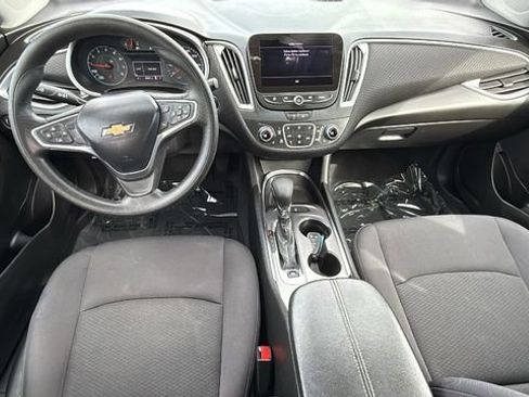 Used 2022 Chevrolet Malibu LT image 26