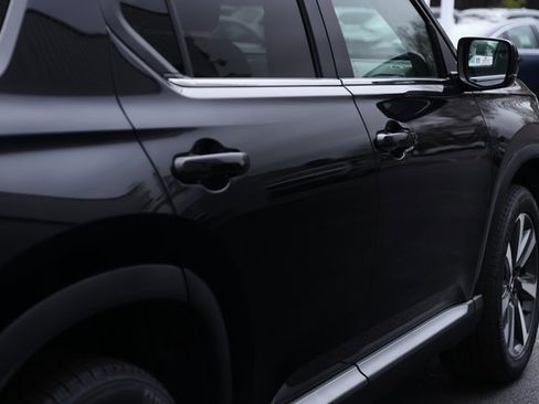 New 2025 Honda Pilot Touring image 14