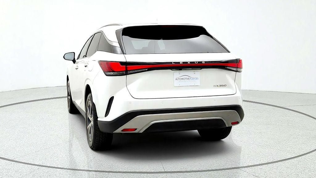 Used 2024 Lexus RX 350 Premium w/ Accessory Package (Z1) FWD image 6