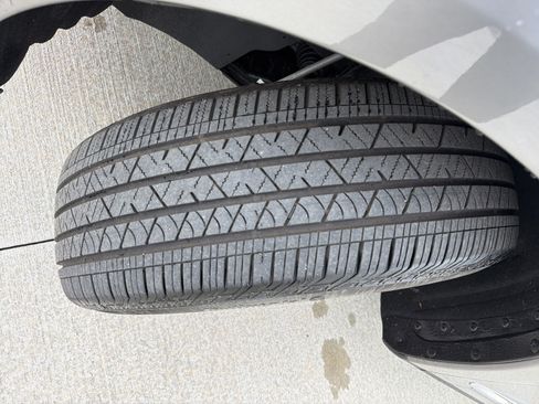 Certified 2023 Acura RDX FWD w/ Technology Package image 12