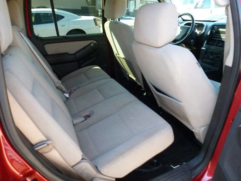 Used 2008 Ford Explorer XLT image 12