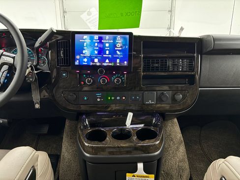 New 2026 GMC Savana 2500 w/ Driver Convenience Package RWD image 26