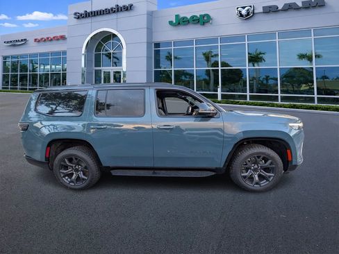 New 2026 Jeep Grand Wagoneer 4WD image 8