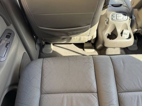 Used 2005 Toyota Sequoia Limited RWD image 25