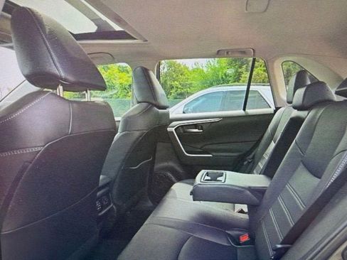 Used 2023 Toyota RAV4 XLE Premium FWD image 7