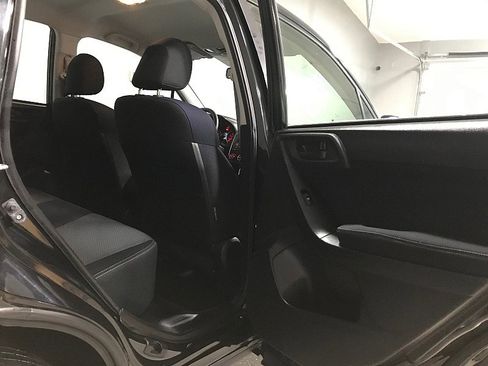 Used 2015 Subaru Forester 2.5i w/ Alloy Wheel Package image 15