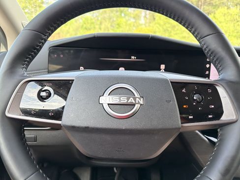 Certified 2025 Nissan Murano SL w/ Cargo Package AWD/4WD image 13