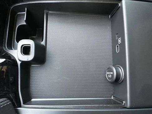 New 2024 Volvo S90 T8 Ultimate w/ Lounge Package image 16