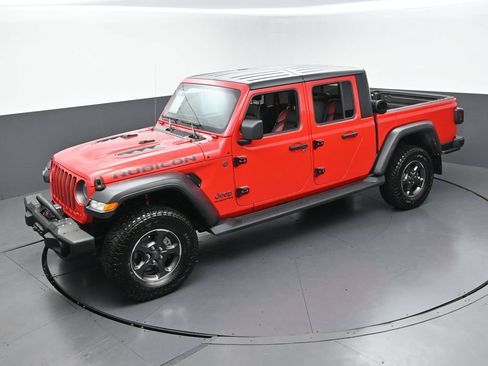 Used 2021 Jeep Gladiator Rubicon w/ Cold Weather Group AWD/4WD image 41