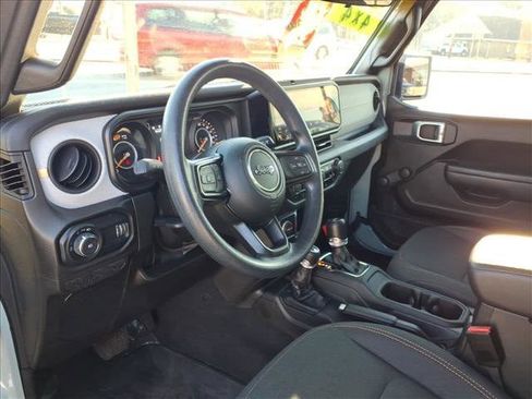 Used 2024 Jeep Wrangler Sport image 16