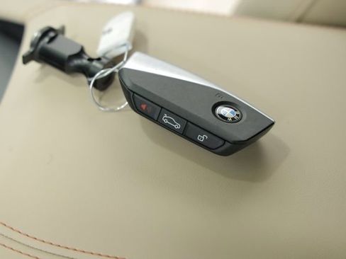 Used 2025 BMW X3 xDrive30i image 38