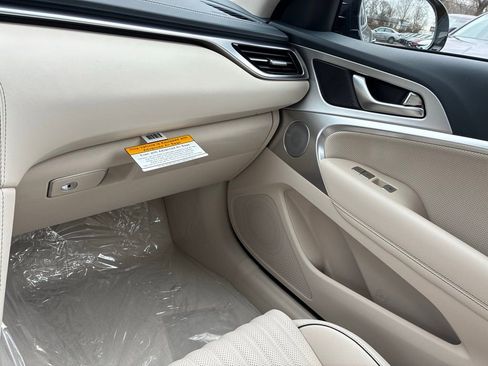 New 2026 Genesis G70 2.5T Prestige image 34
